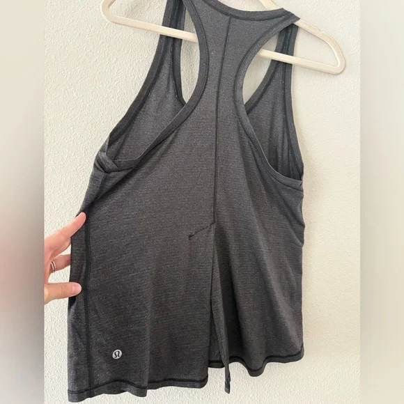 Lululemon Athletica Charcoal Racerback Open Slit Back Tank Top - Picture 3 of 4
